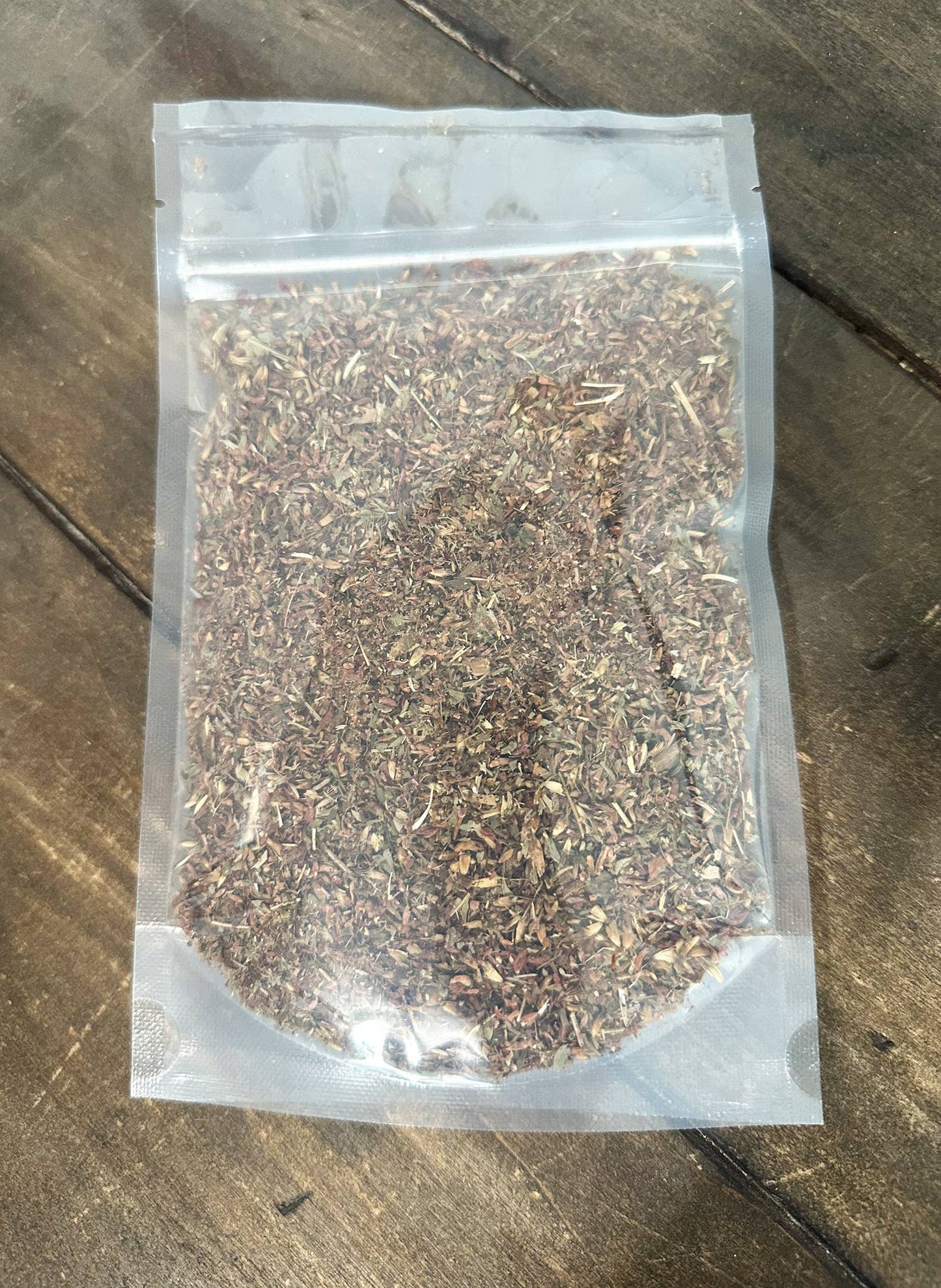Red Clover Herb: 8g