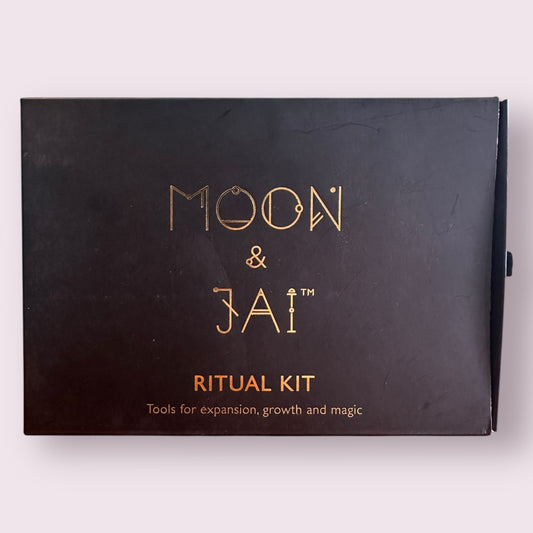 Healing Ritual Kit with Amethyst, clear quartz, selenite