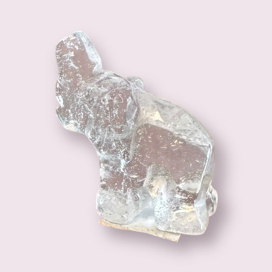 Clear Quartz Elephant 30-35mm