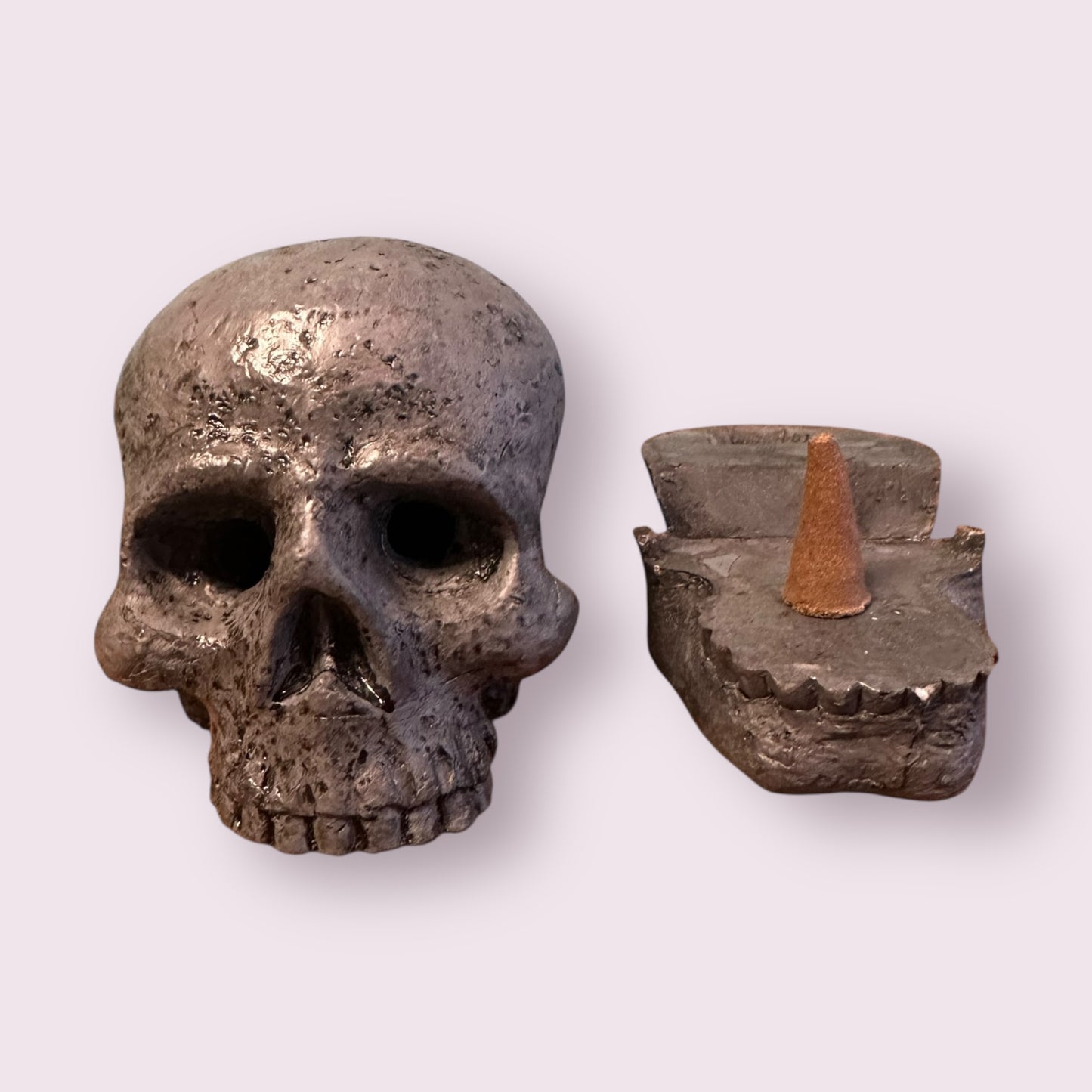 Skull Incense Cone Holder: Wood Powder