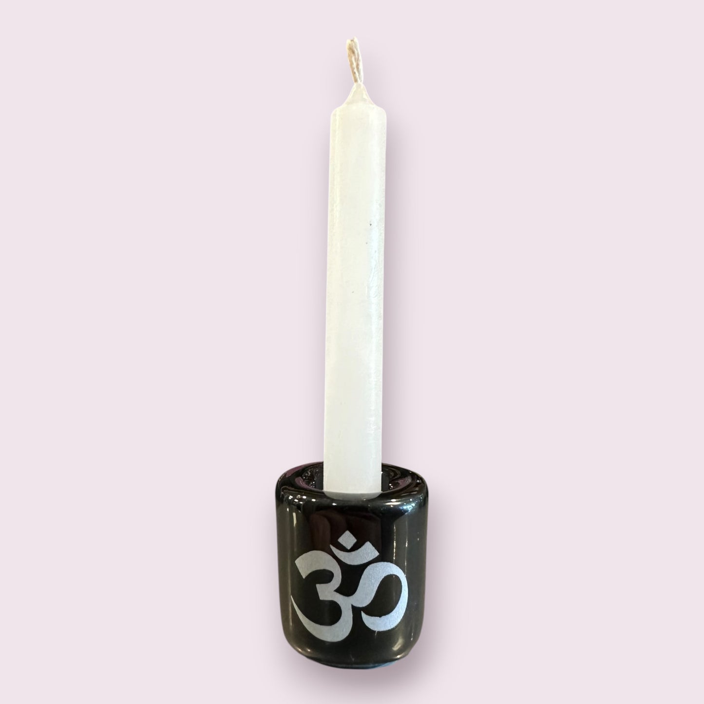 Om MINI CANDLE HOLDERS WITH DESIGN