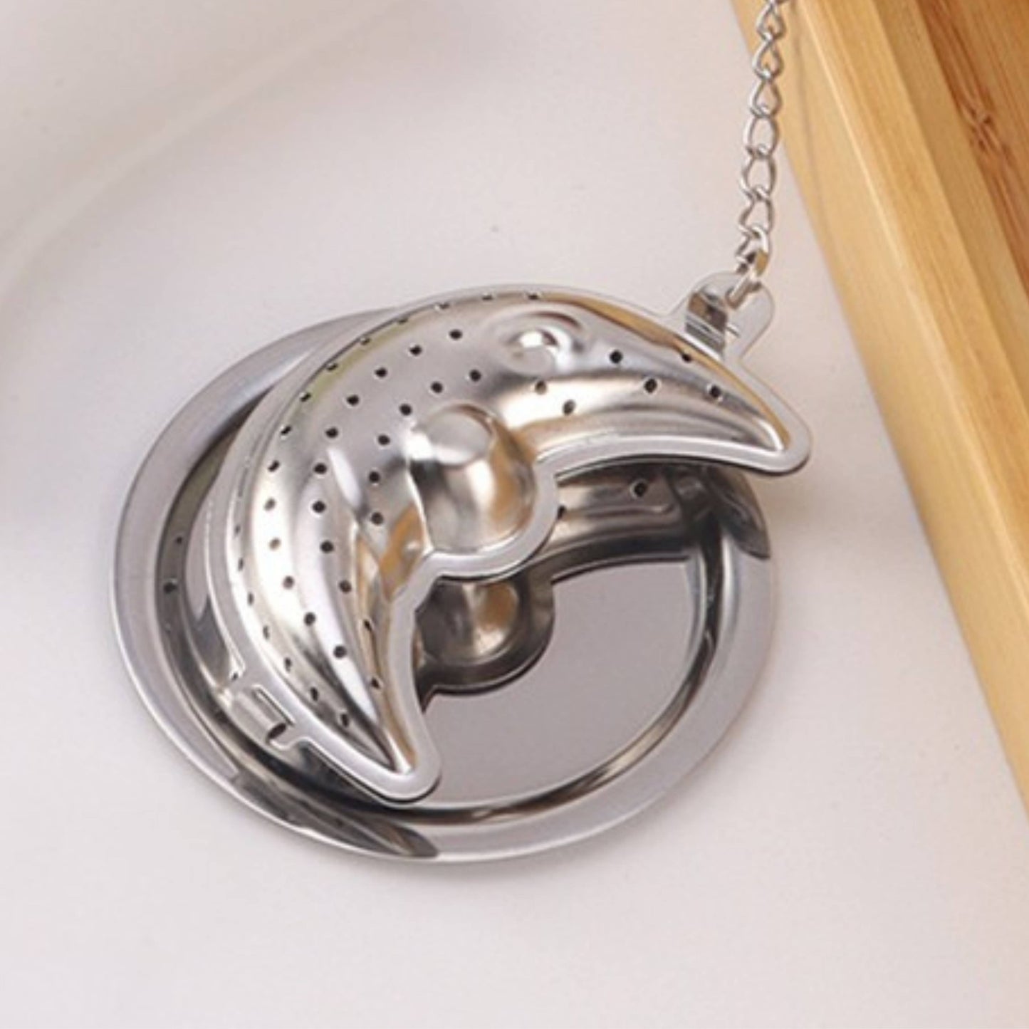 Crescent Moon Shaped Stainless Steel Tea Infuser
