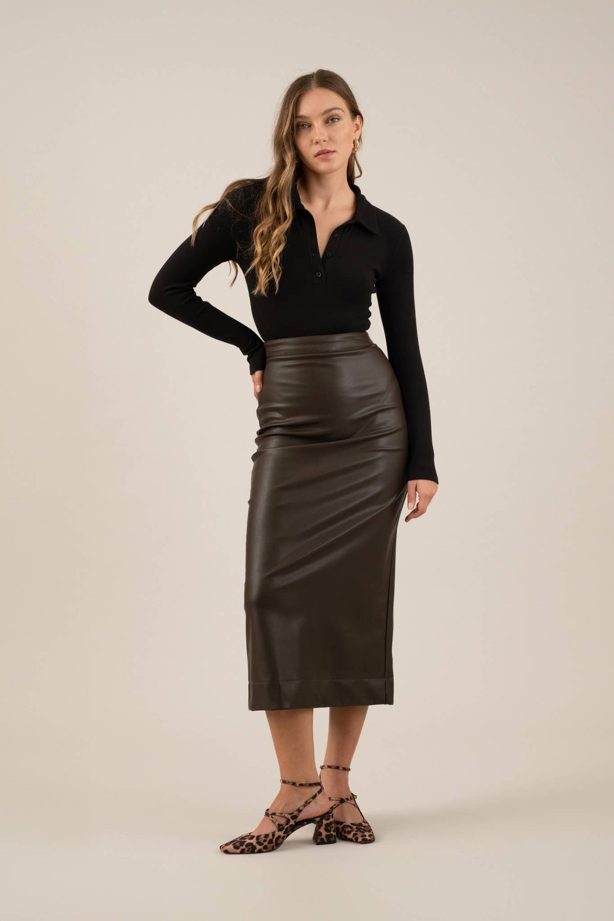 SOLID COLLARED LONG SLEEVE BODYSUIT: BLACK