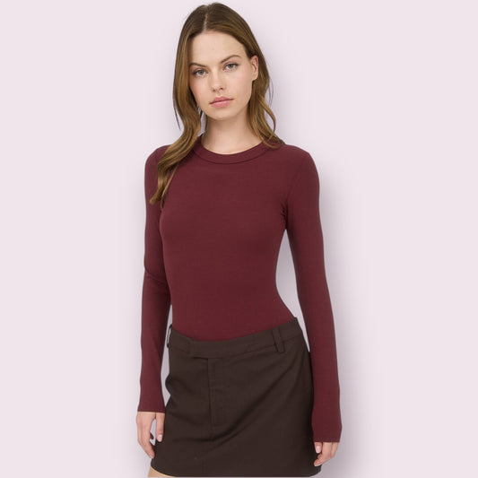 ROUND NECK LONG SLEEVE SWEATER KNIT BODYSUIT: OXBLOOD