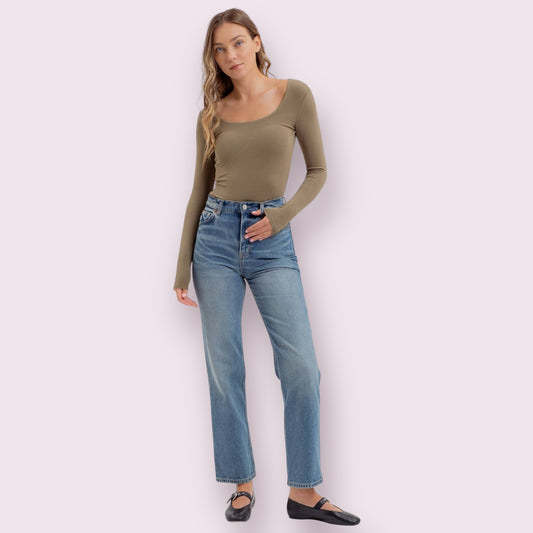 SEAMLESS SCOOP NECK LONG SLEEVE KNIT BODYSUIT: OLIVE