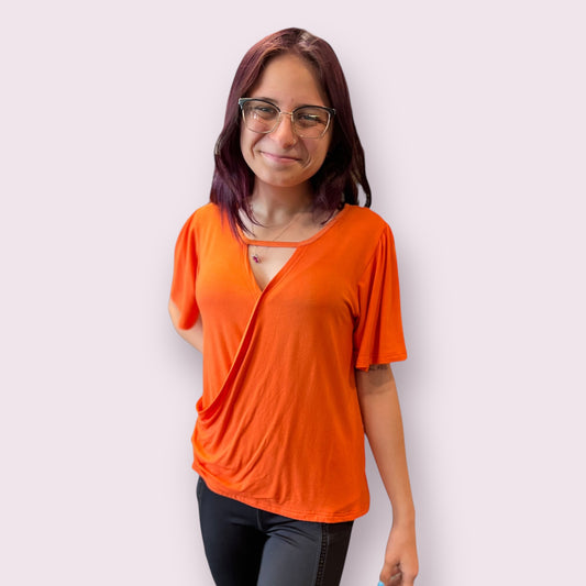 Solid Cross Over Key Hole Top