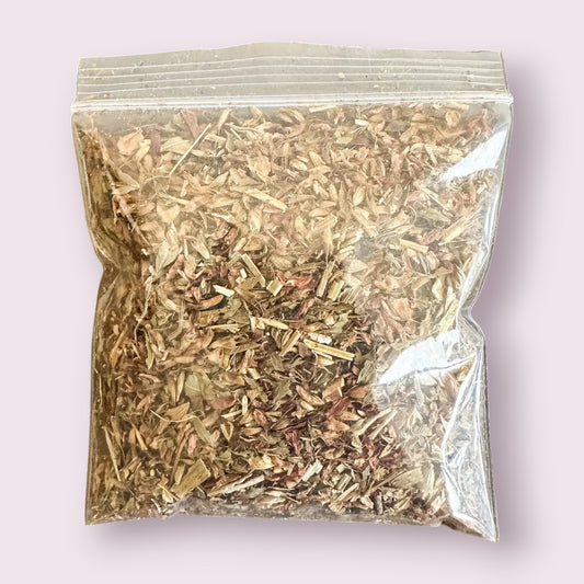 Red Clover Herb: 8g