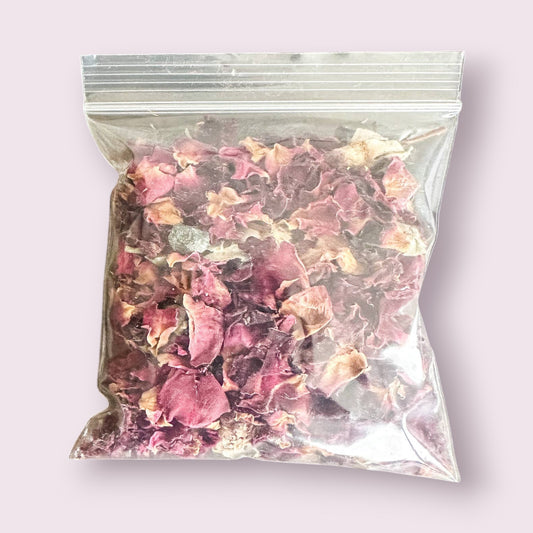 Rose Petals: 8g