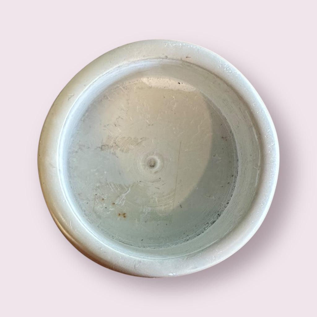 Leaf Embossed Round Tea Light Holder