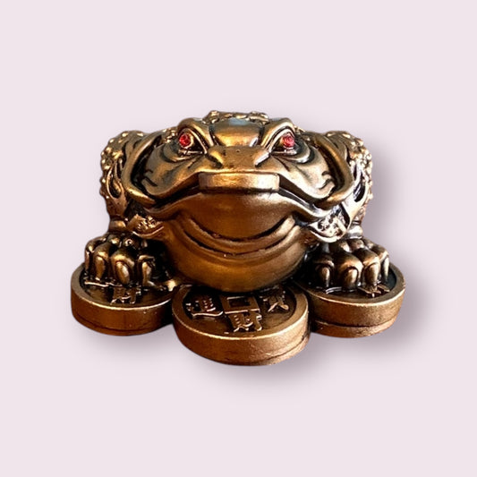 Polyresin Feng Shui Figurine Money Toad - Gold