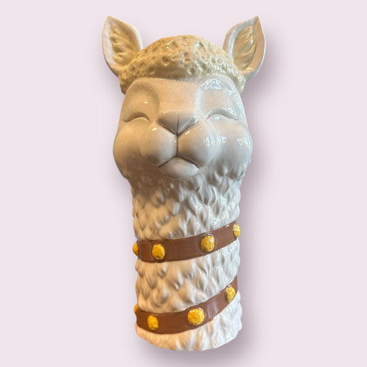 Streamline - Alpaca Vase