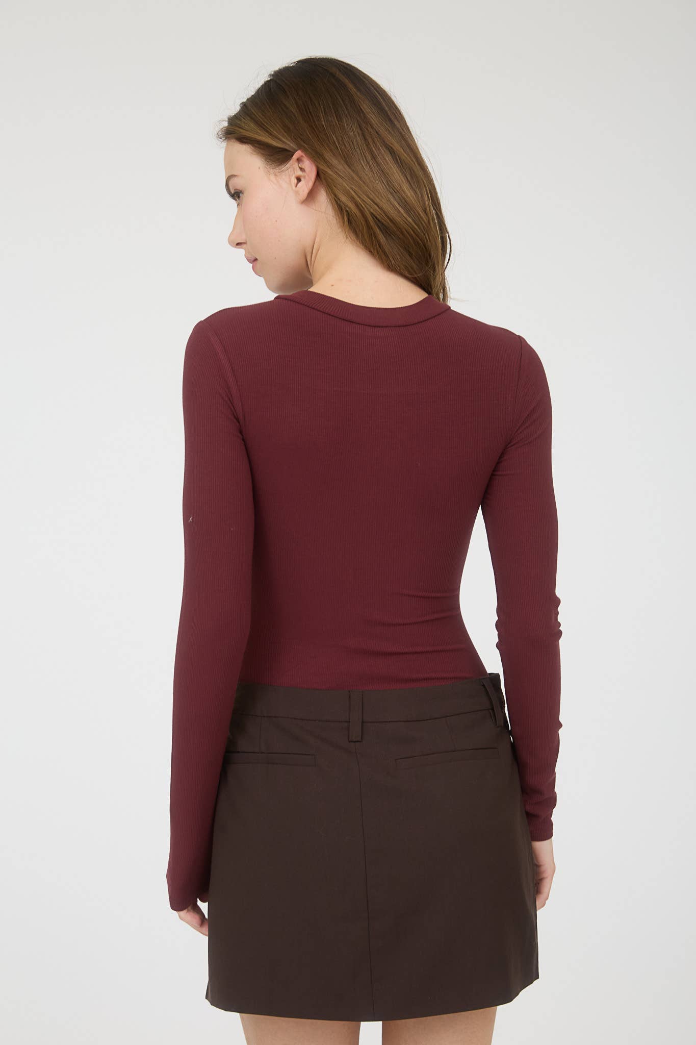 ROUND NECK LONG SLEEVE SWEATER KNIT BODYSUIT: OXBLOOD