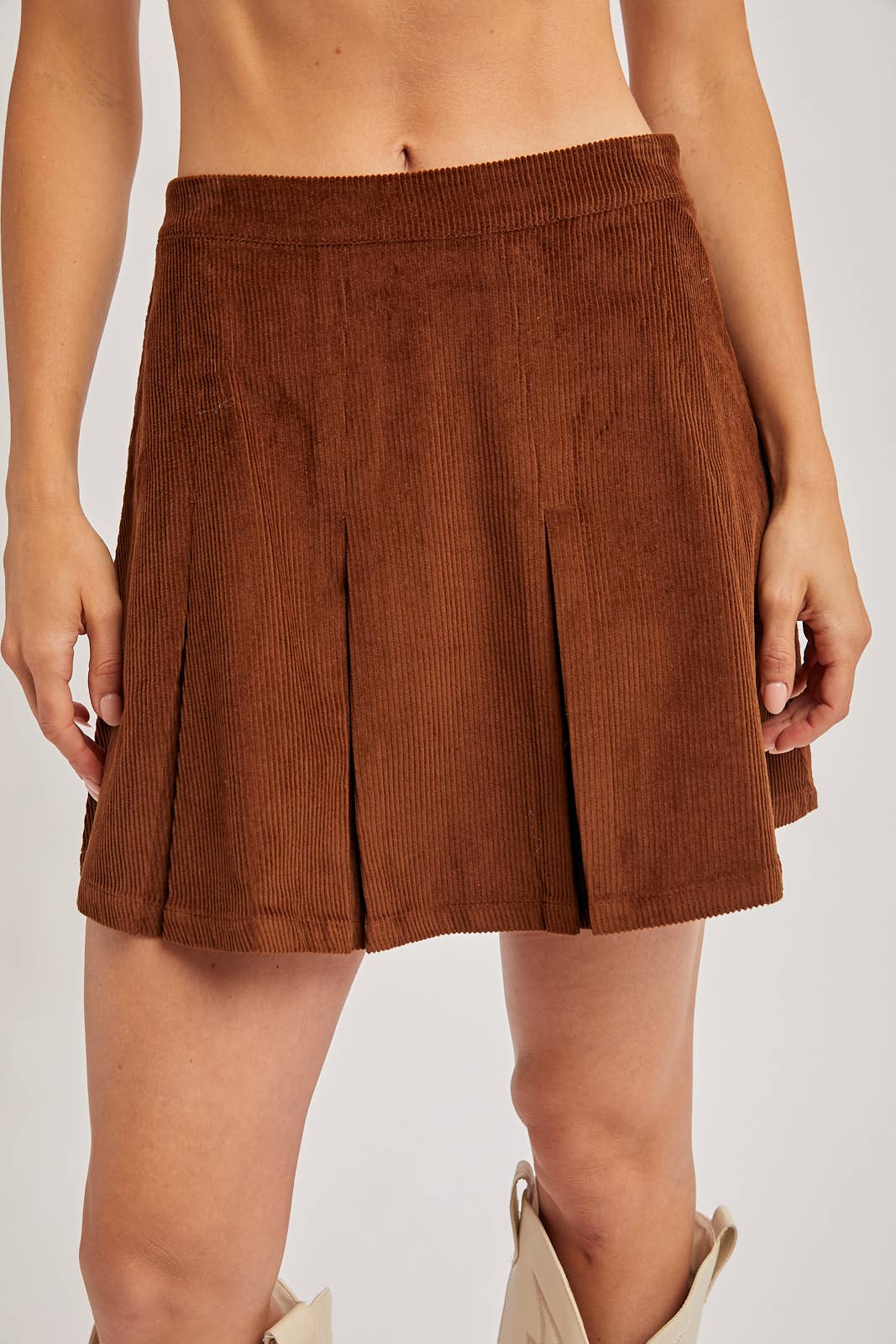 CORDUROY PLEATED MINI SKIRT: Brown