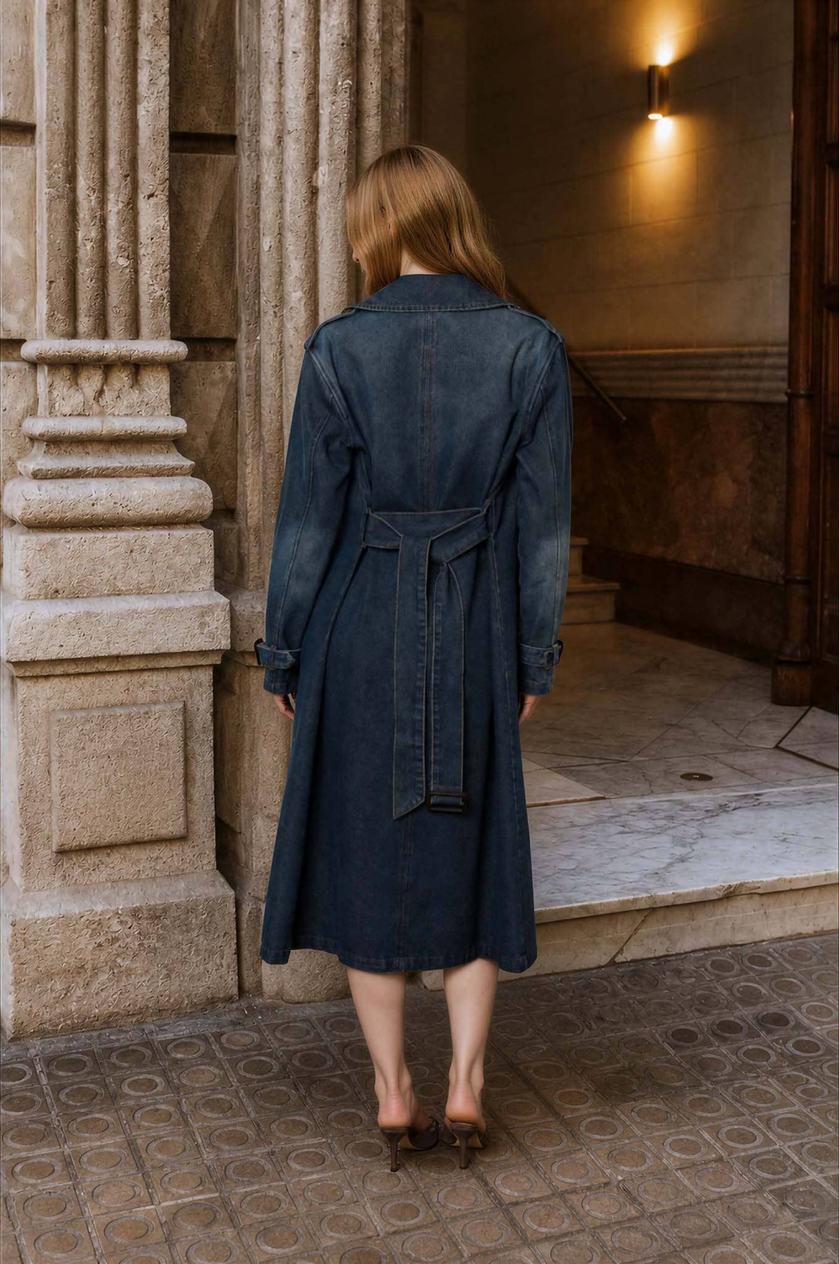 NOTCH COLLAR DENIM TRENCH COAT: DENIM