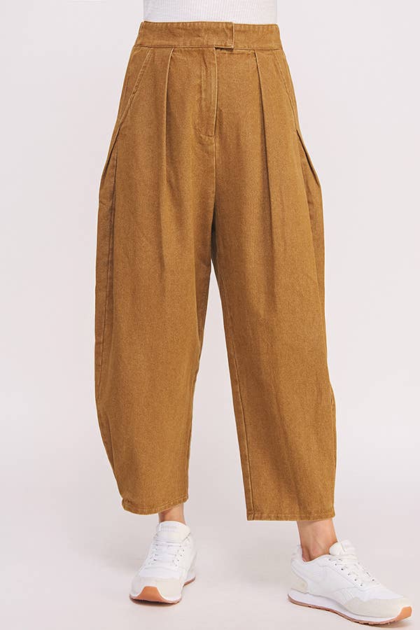HIGH WAIST PLEATED BAGGY ANKLE LENGTH TROUSERS: MOCHA