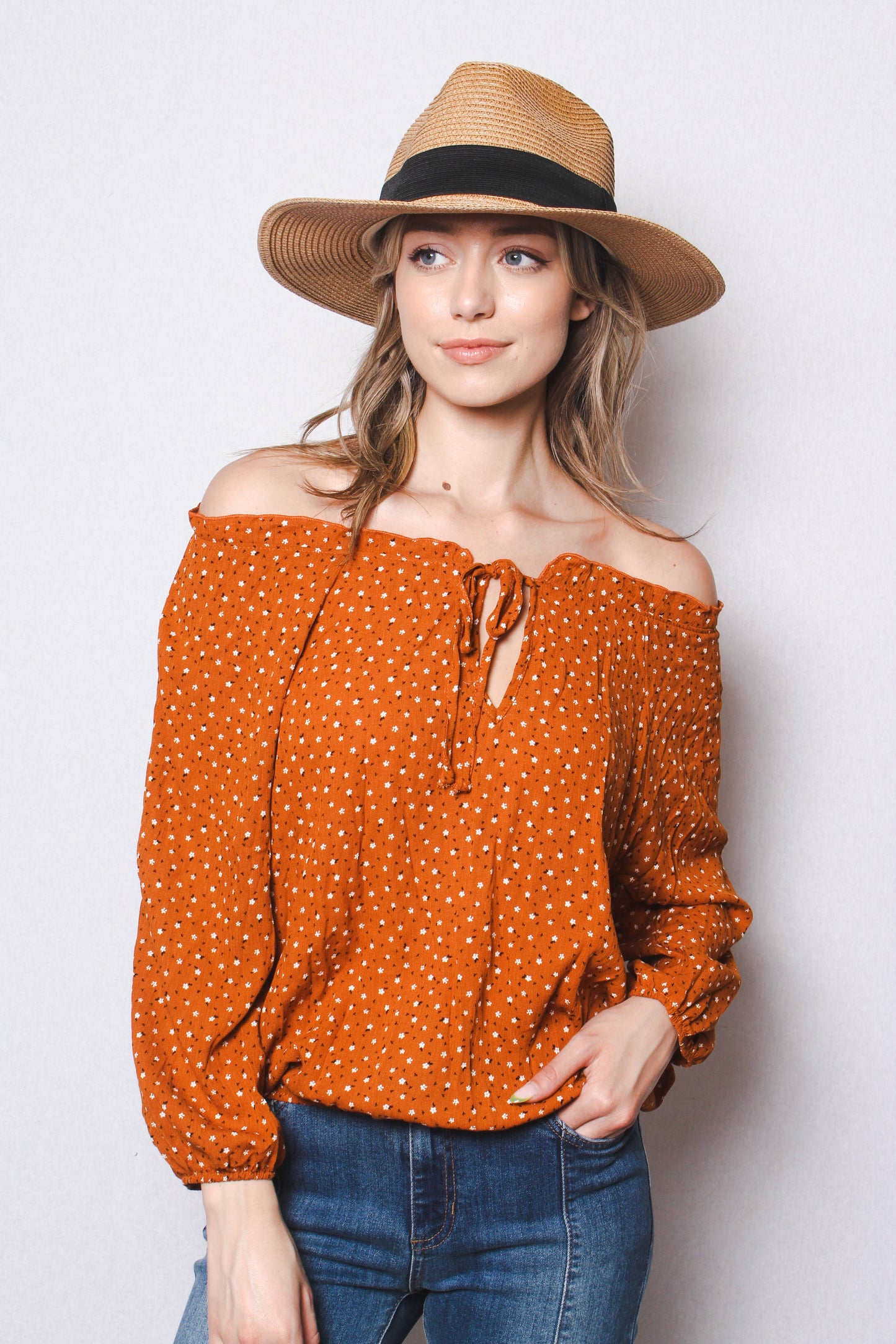 3/4th Sleeve Floral Keyhole Blouse with String